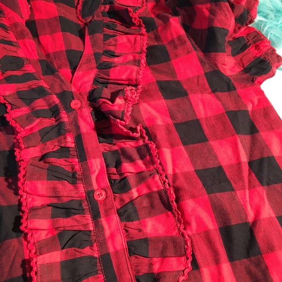 New!! MLNY top with perfect color combination - Picture 3 of 5